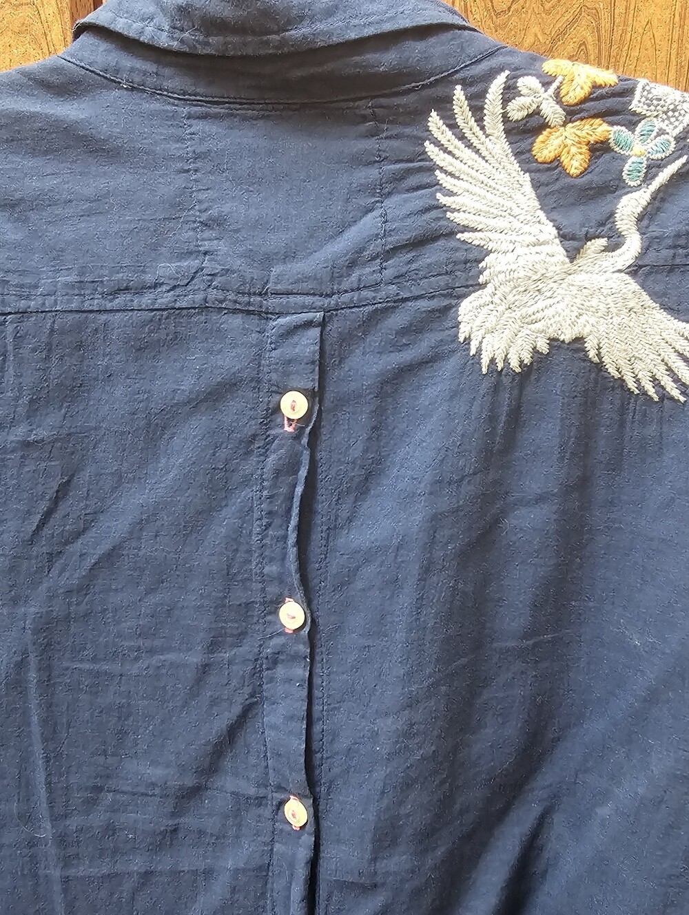 Johnny WAS embroidered Top Buttons Down Back Bird Floral L Cotton - Picture 6 of 10
